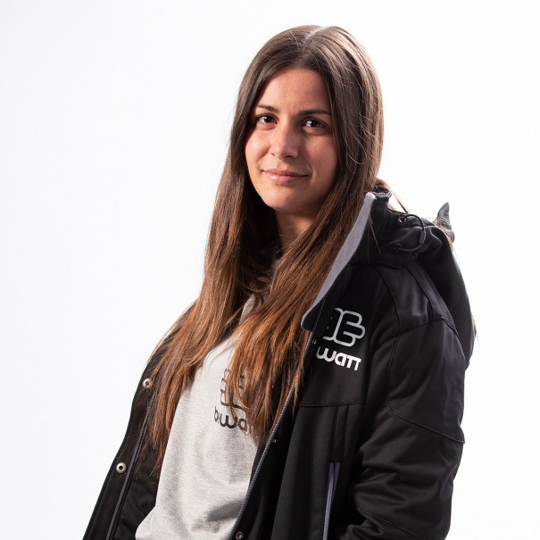 Abrigo negro para mujer