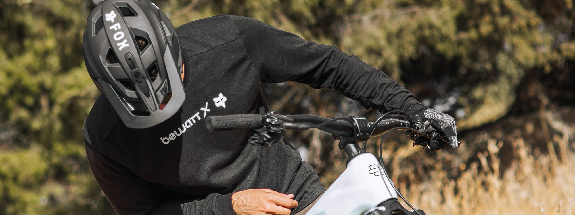 Monopat&iacute;n el&eacute;ctrico de monta&ntilde;a